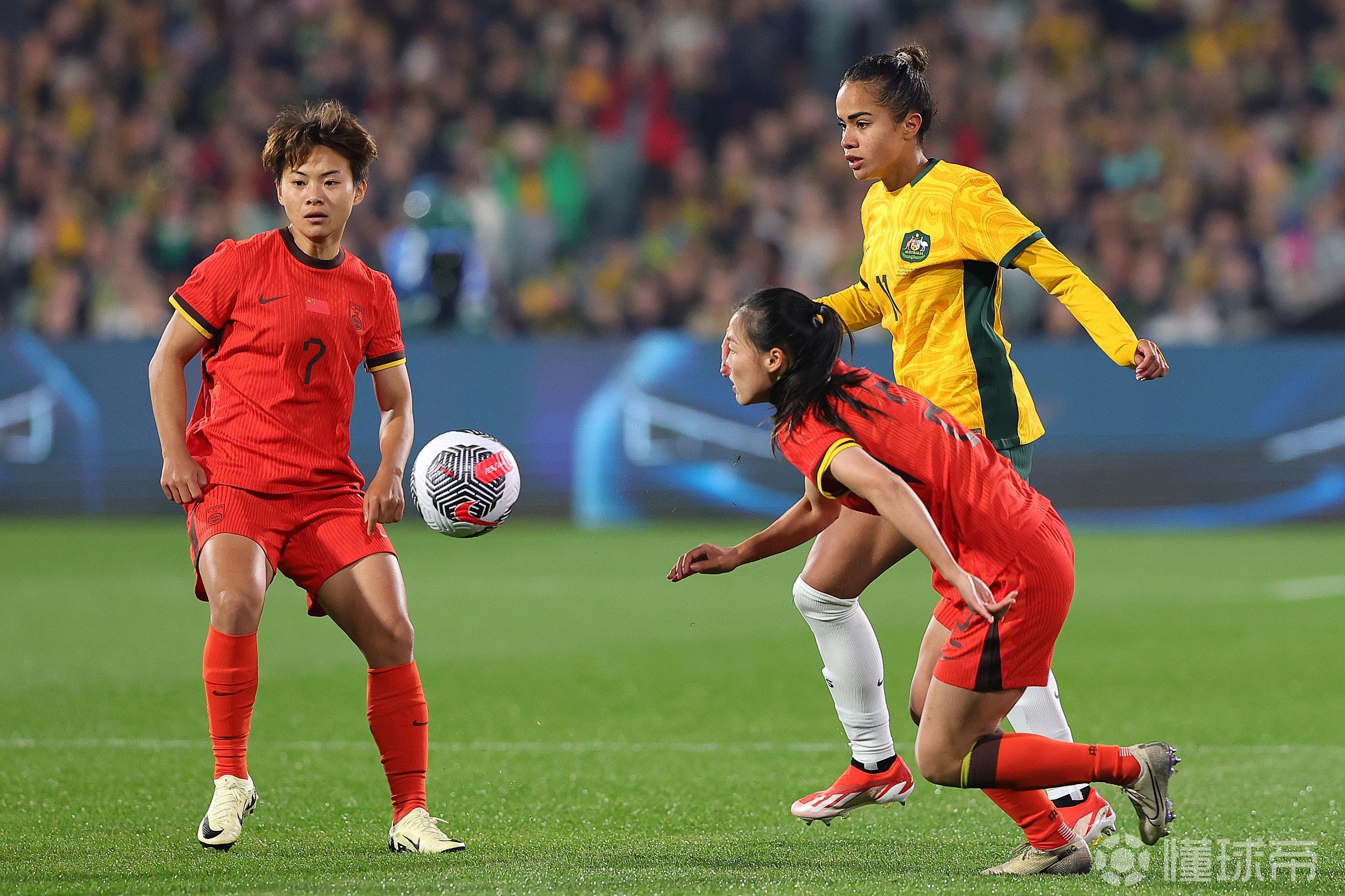 熊猫直播APP-澳大利亚女足大胜安哥拉女足，称霸赛场