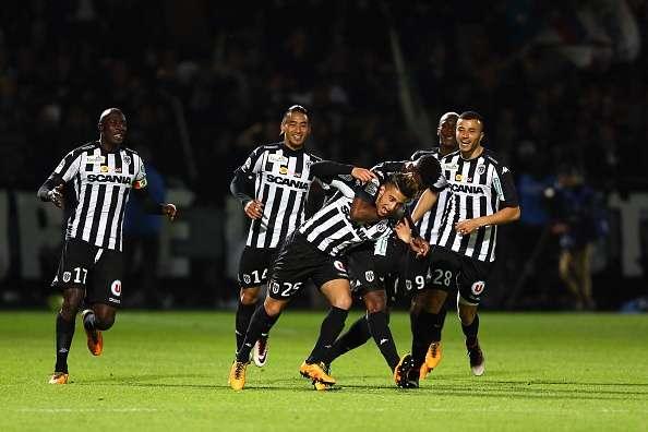 昂热主场告负，险胜法甲保级分队的简单介绍