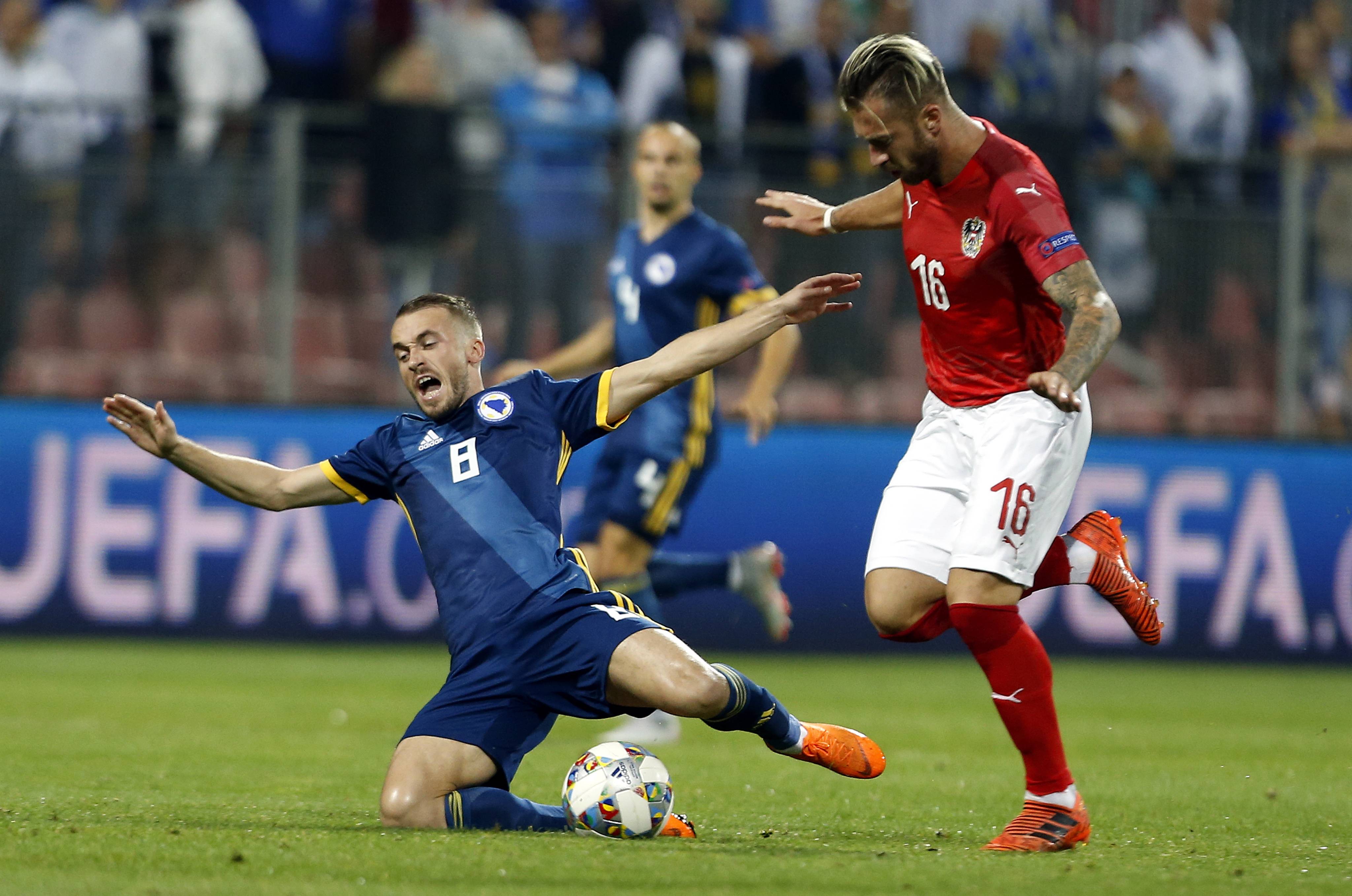 关于欧国联比赛：球员展现实力，场面激情澎湃的信息