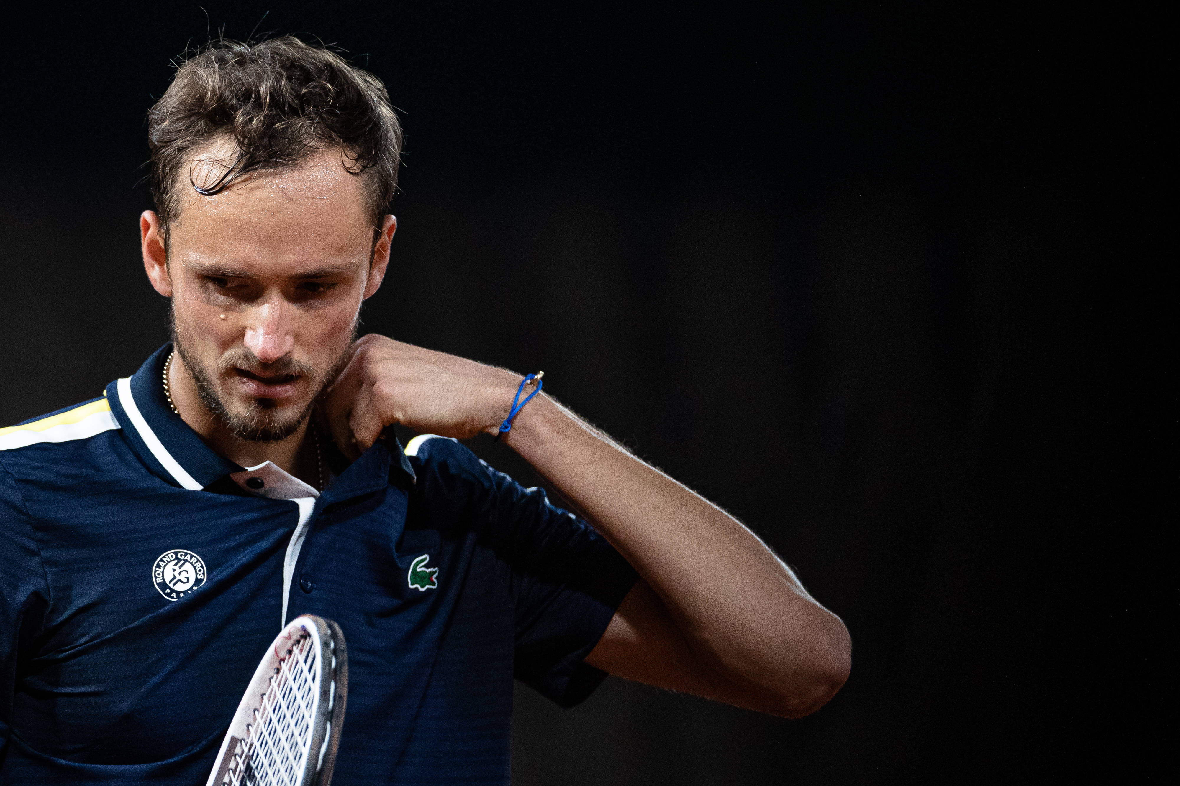 熊猫体育全站APP下载-法国网球队绝杀世界网球队，梅德韦杰夫绝境逆转